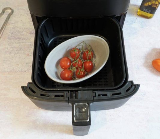 Can I Use Pyrex in Air Fryer