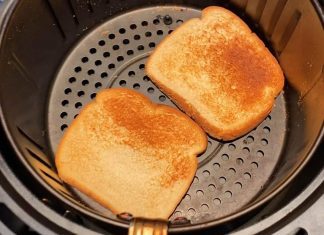 How To Make Toast In Your Air Fryer?