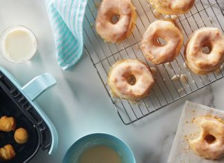 Air Fryer Glazed Cake Doughnut Holes