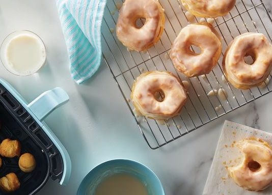 Air Fryer Glazed Cake Doughnut Holes