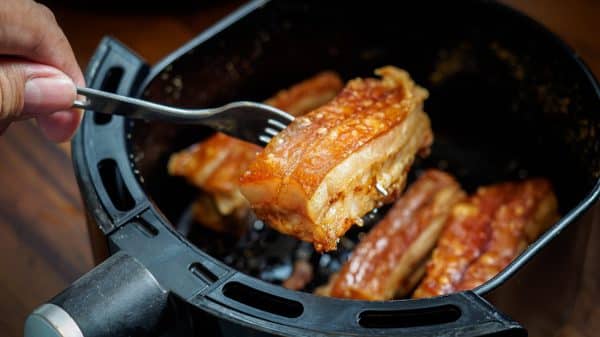 Can I Use Oil In An Air Fryer?