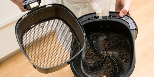 Whats The Best Way To Clean The Air Fryer Basket?