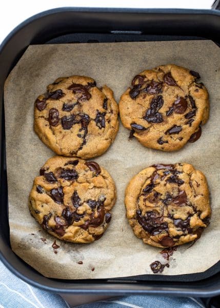 Can You Bake Things Like Cookies And Cakes In An Air Fryer?