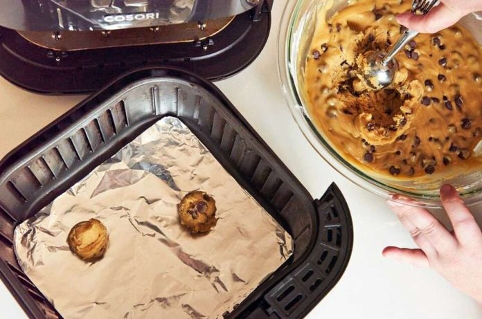 can you bake things like cookies and cakes in an air fryer 4