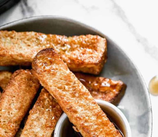 how do i cook frozen french toast sticks in an air fryer