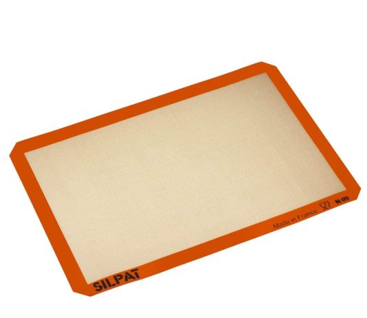 why you should use a silicone mat in your air fryer