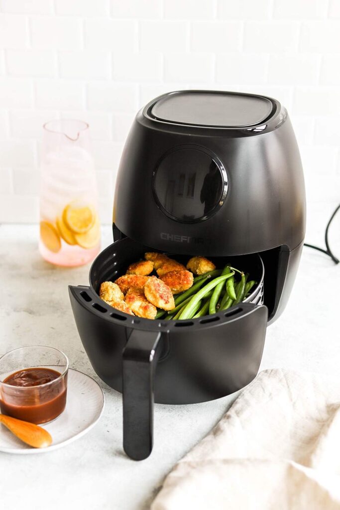 CHEFMAN Small Air Fryer Healthy Cooking, 3.6 Qt, User Friendly, Nonstick, Digital Touch Screen, Dishwasher Safe Basket, w/ 60 Minute Timer  Auto Shutoff, Matte Black, Cookbook Included